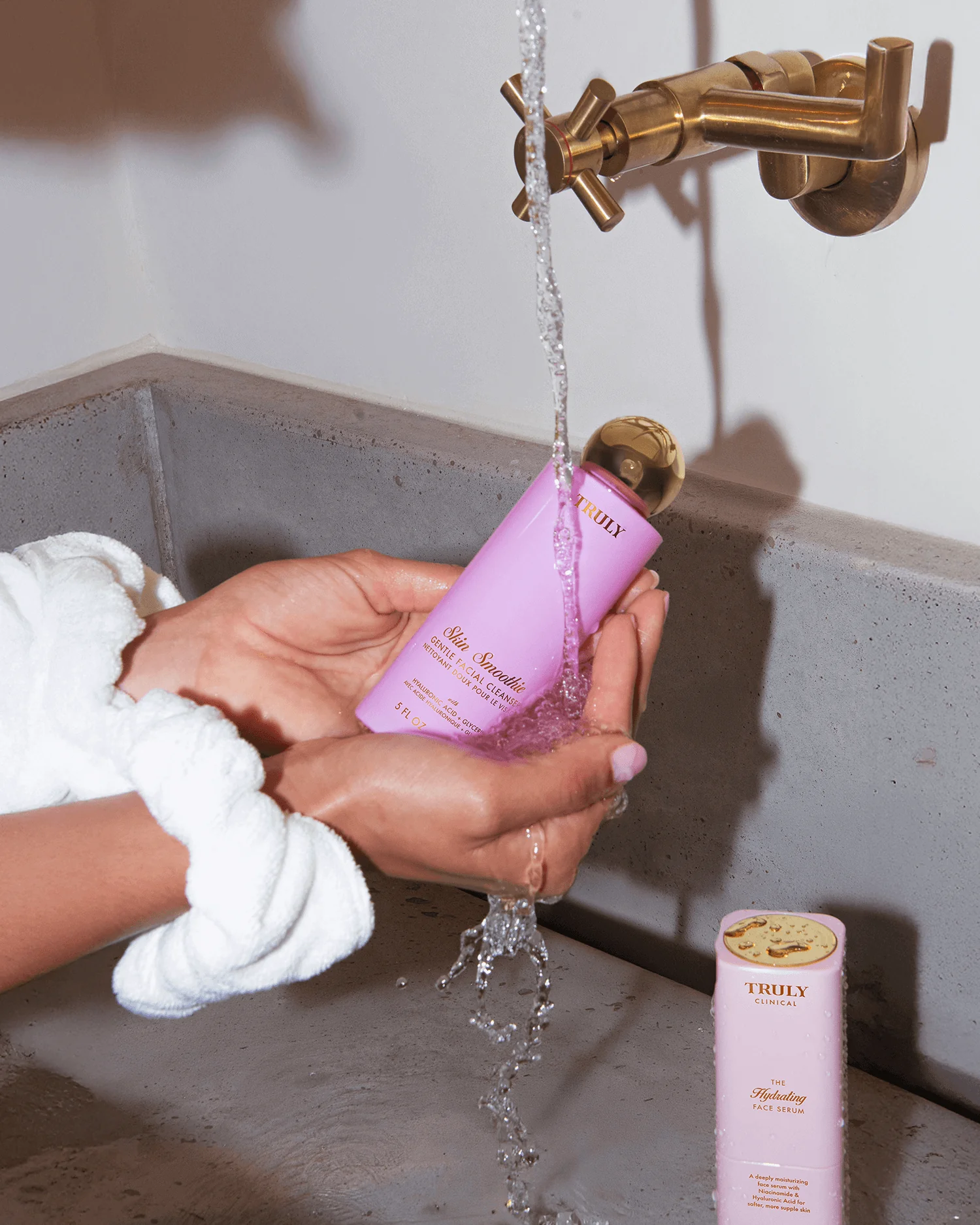 Skin Smoothie Gentle Facial Cleanser - Image 5