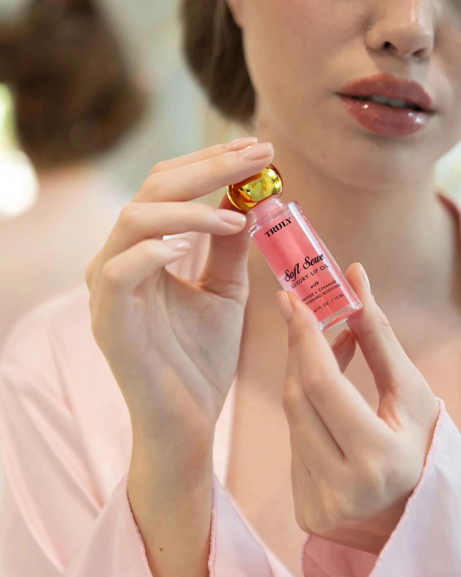 The Glossy Duo - Image 3